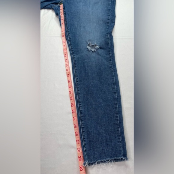 Levi’s Curvy Skinny Distressed Jeans Medium Wash Size 32 - Picture 10 of 11